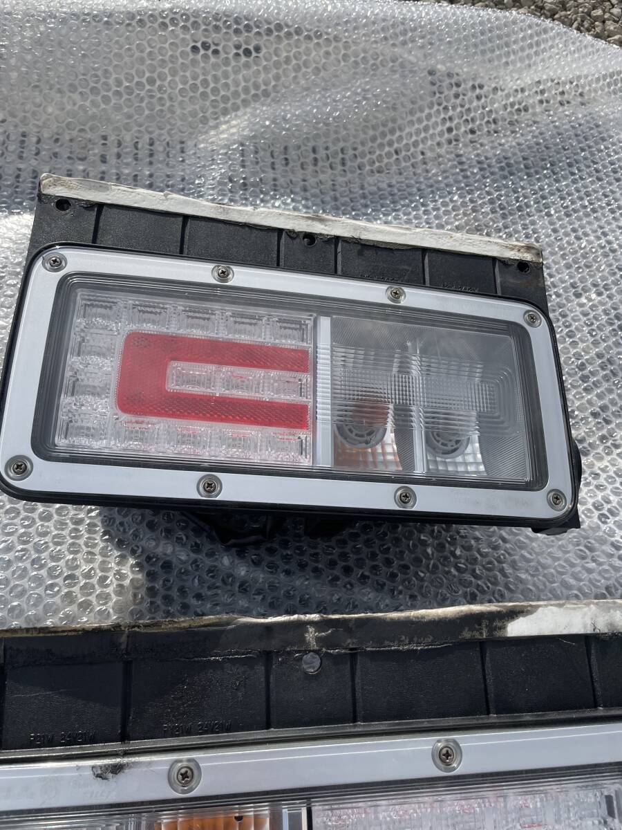 日野 純正 LEDテールライト 2連テールランプ プロフィア レンジャー