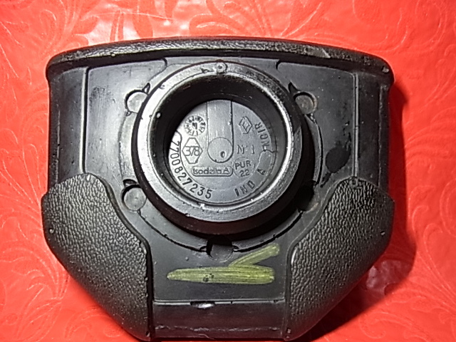 USED Renault クリオ ウイリアムズ レザー ステアリング 純正 ボス付