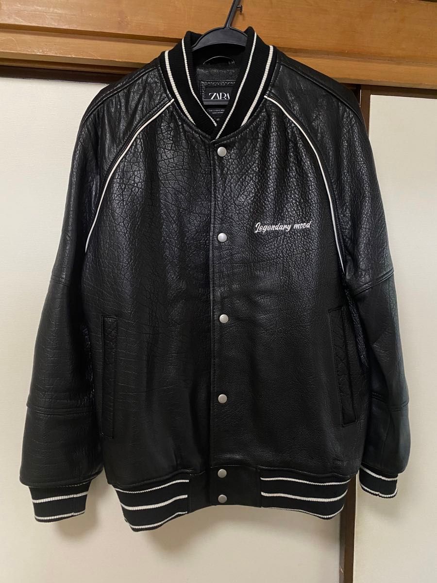 未使用品 ZARA 水牛革 レザーボンバージャケット スタジャン ロゴ刺繍