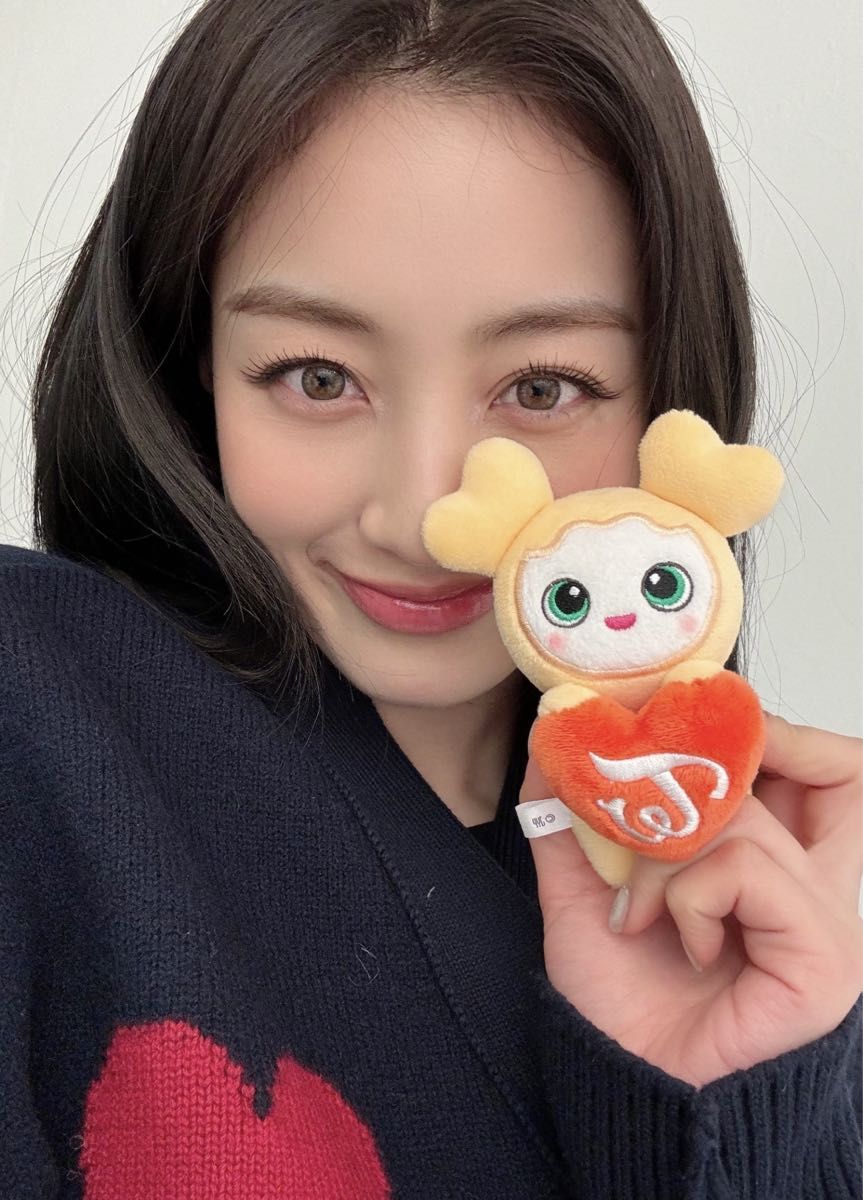 TWICE BABY LOVELYS ひっかけチャーム ジブリー ジヒョ｜Yahoo!フリマ
