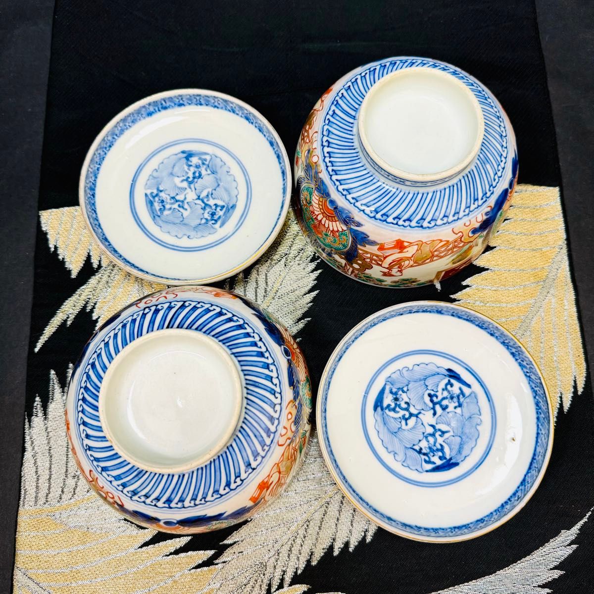 古伊万里 冨貴長春 染錦手唐草人物 見込み須細工 蓋付き碗 茶碗 2客