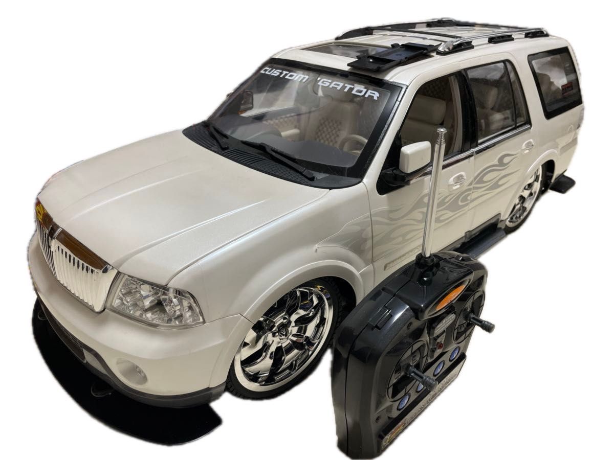 1/6スケールラジコン リンカーンナビゲーター 大型ラジコン LINCOLN
