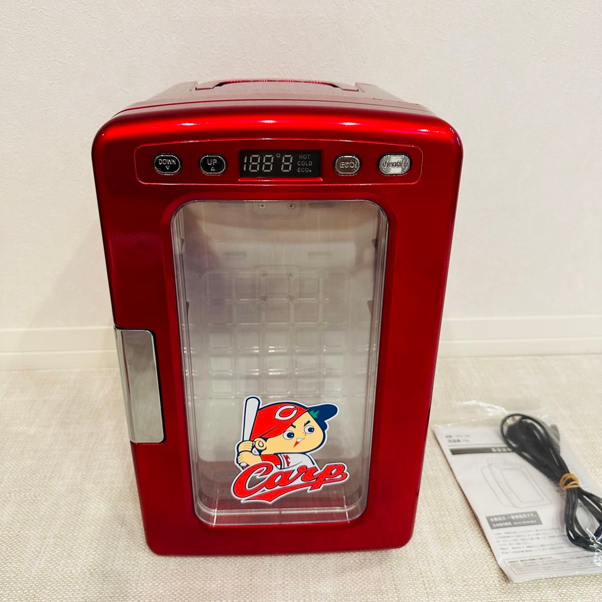 希少】エディオン蔦屋家電 広島カープ球団 ポータブル冷温庫 VSY10C