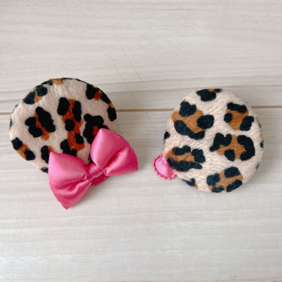 ディズニーリゾート購入品 ミニー ヒョウ柄 ヘアピン 耳 クリップ