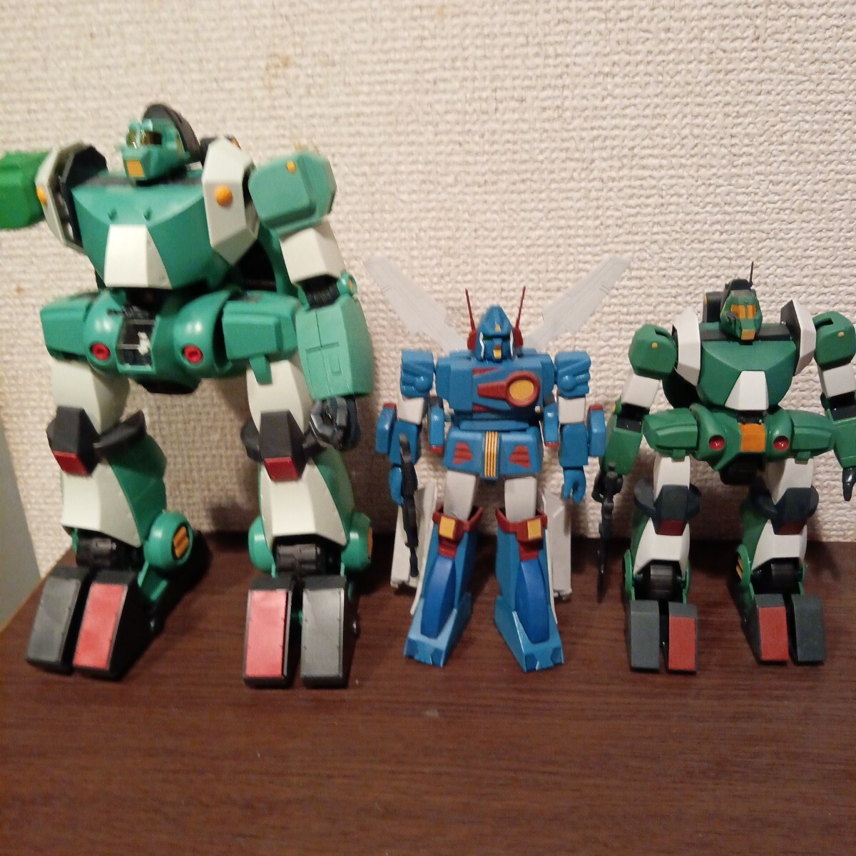 Yahoo!オークション - 1/100 R3 ウォーカーギャリア 素組完成品 ＋ 1/1