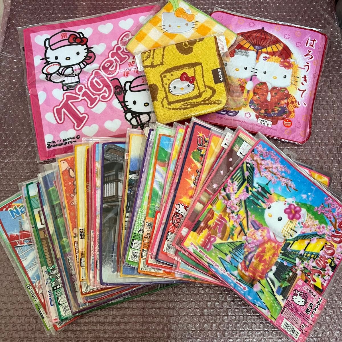 ご当地キティタオルハンカチ ハローキティ サンリオ Sanrio プチタオル