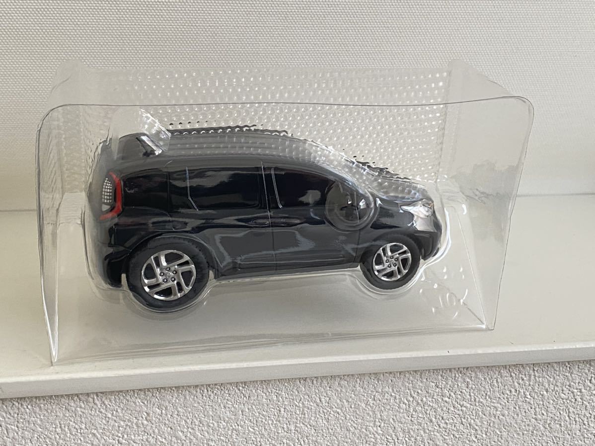 送料込み 新型 シエンタ ミニカー トヨタ プルバック ダークグレー 1L7