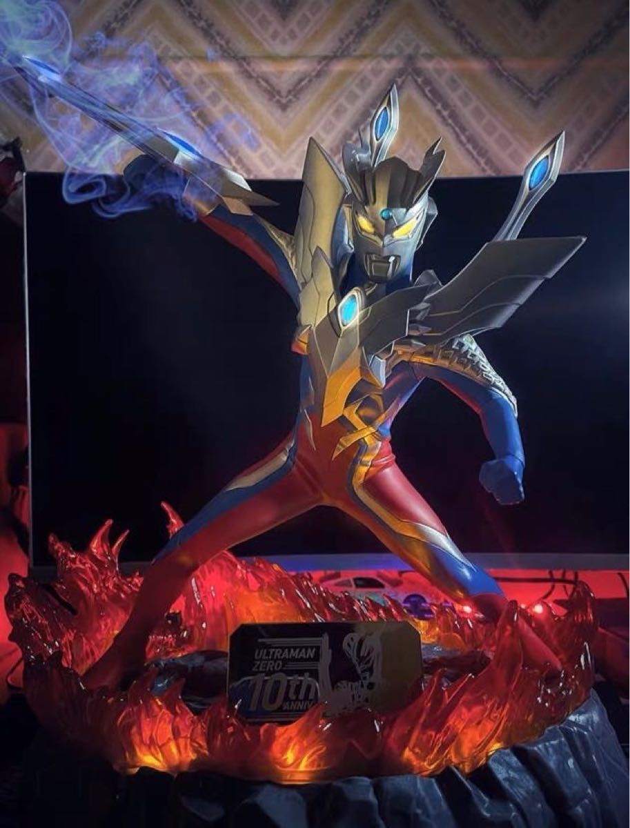 ウルトラマンゼロ 中国限定 レア 十周年限定 ウルトラマンゼロ 中国