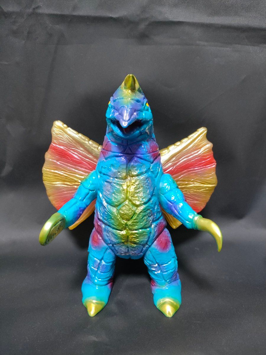 ベアモデル ドラコ① ソフビ カスタム塗装 ウルトラマン