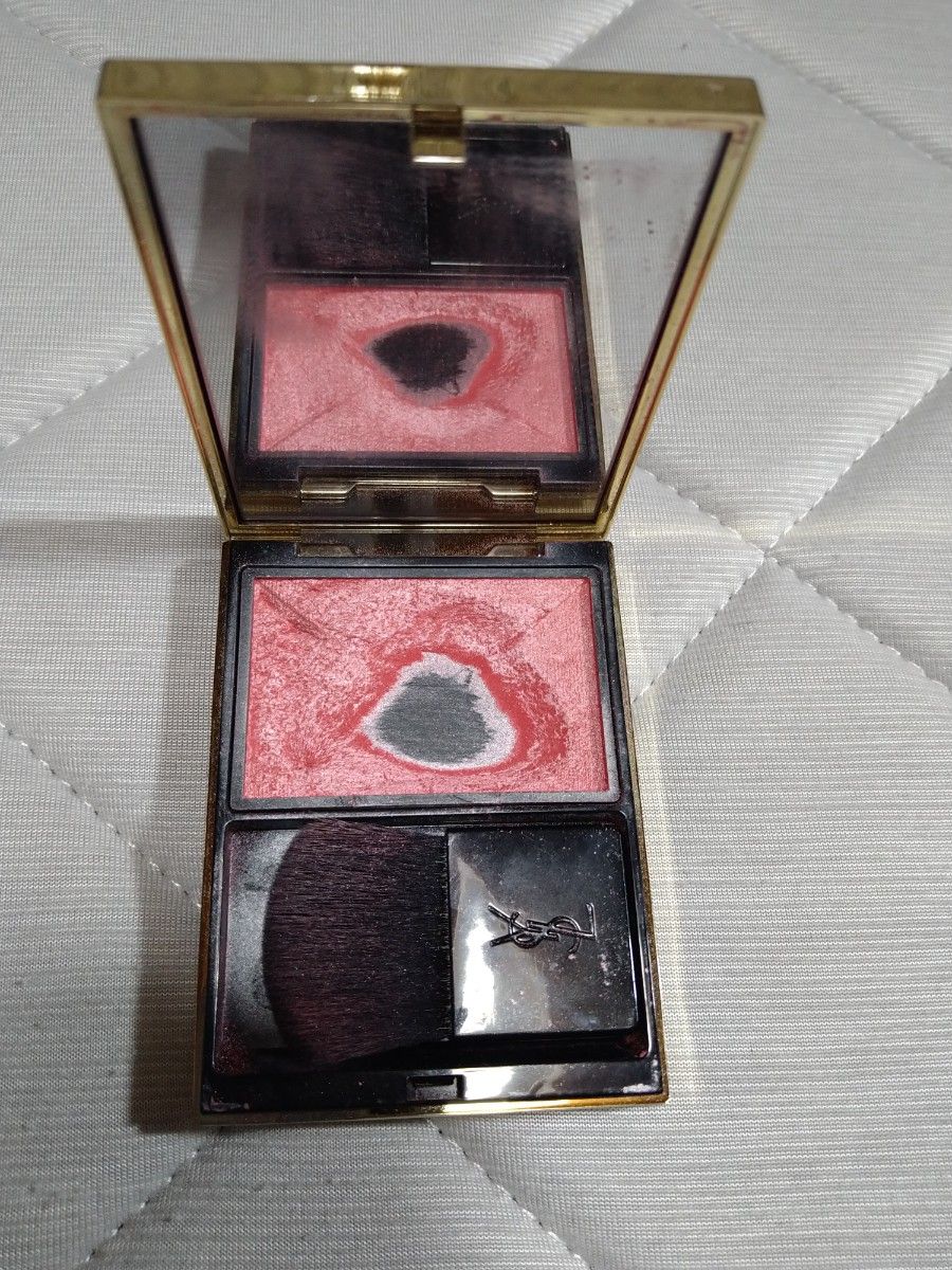YSL メイクミーブラッシュパウダー 69 限定色 イヴサンローラン チーク