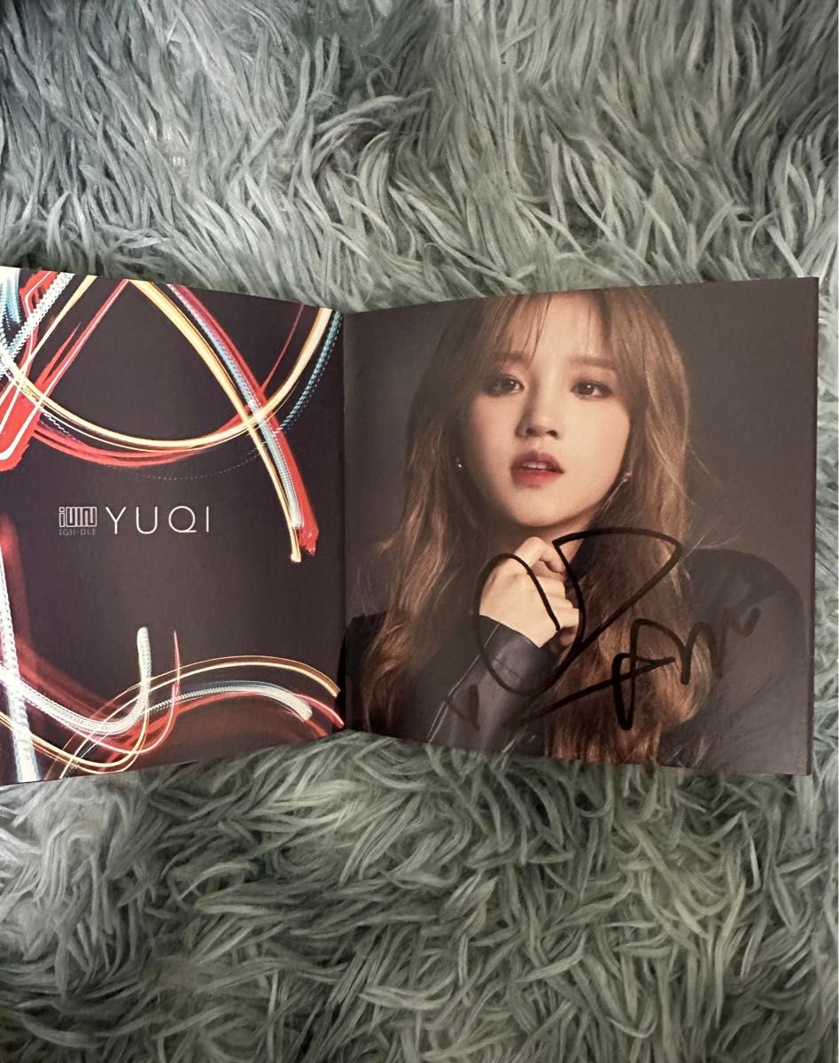 i-dle idle LATATA 日本 直筆サイン入りアルバム i-dle idle LATATA