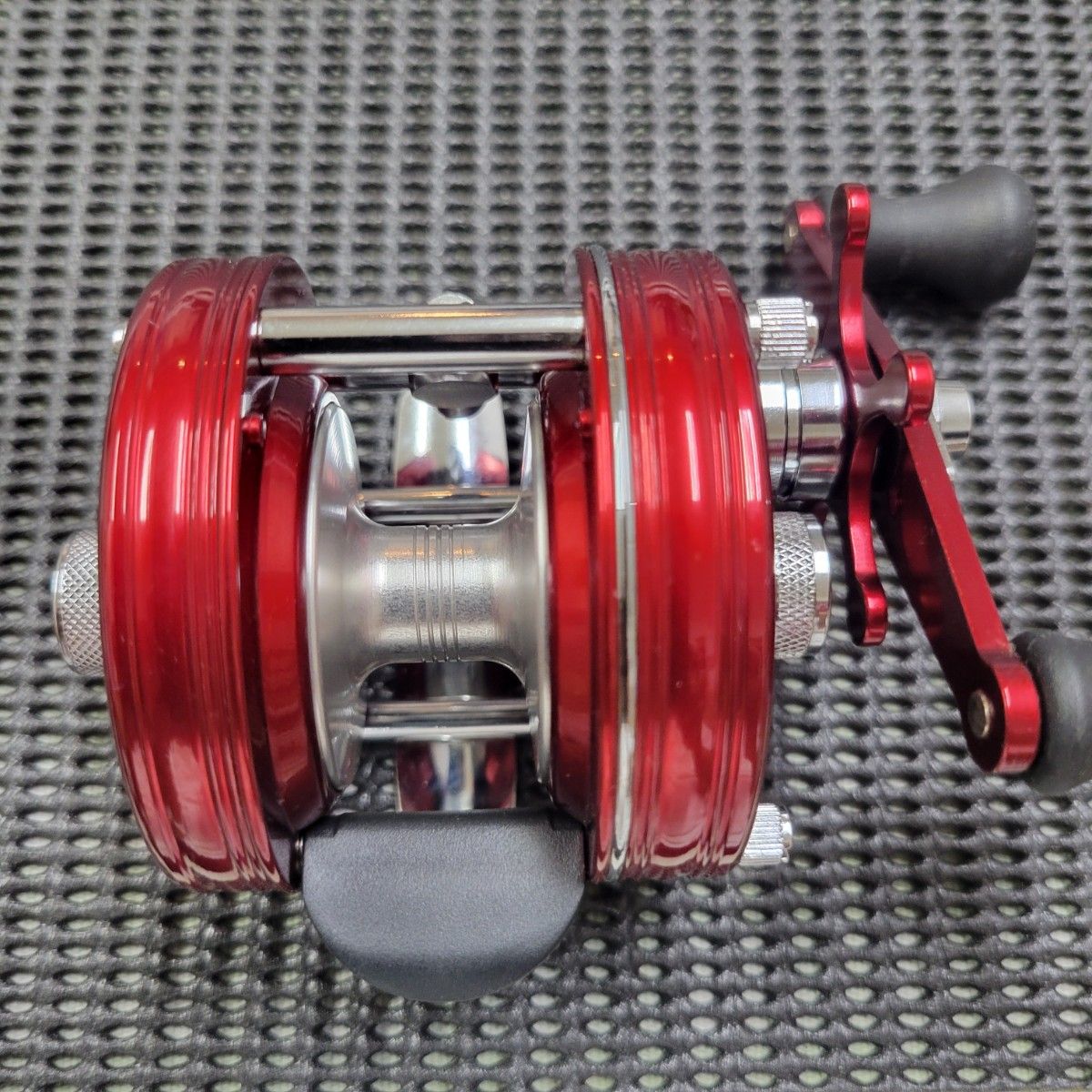 アブガルシア アンバサダー 4600C クラッシック レッド Abu Garcia