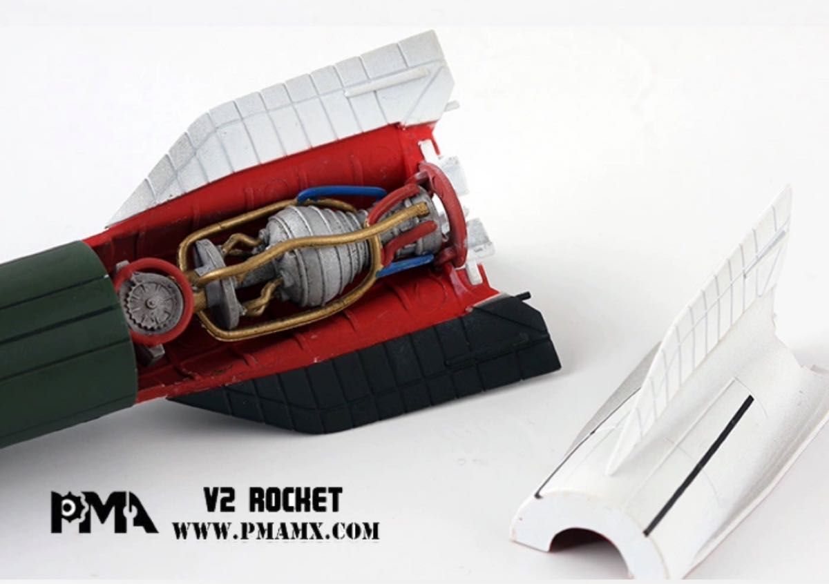 PMA製 第二次世界大戦ドイツ軍V2ロケット弾道ミサイル 1/72 完成品模型