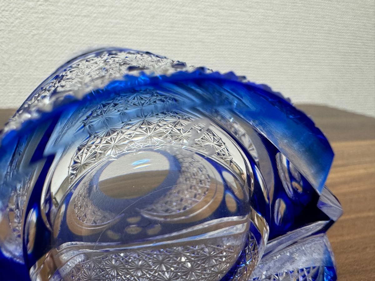 江戸切子 瑠璃色被せクリスタル 飾 中皿 【 黒川 昭男 作品 】 2026年