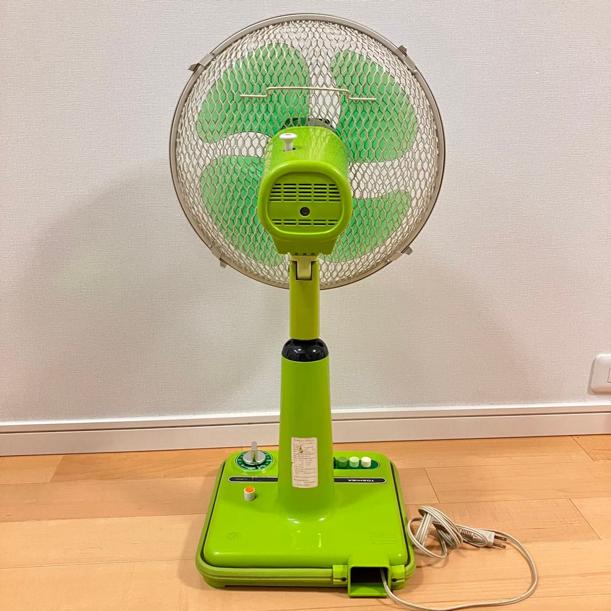 扇風機 東芝 H-30P46G 黄緑 / 昭和レトロ TOSHIBA 1979｜Yahoo!フリマ