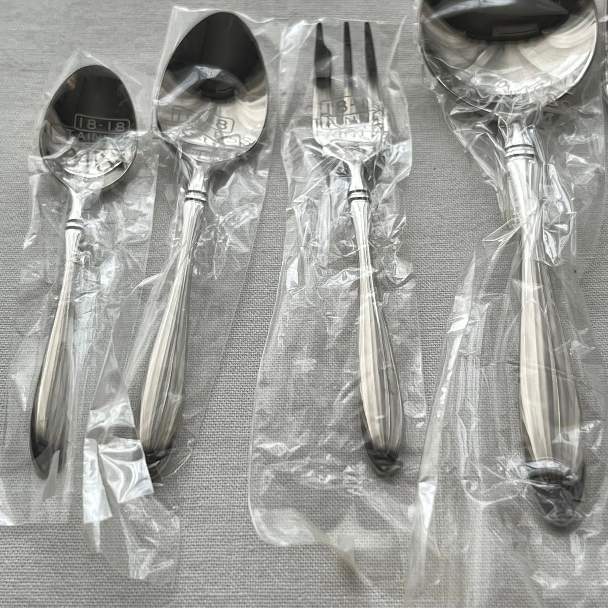 未使用品 アズマ インペリアル 18-18 ディナーカトラリーセット 38本