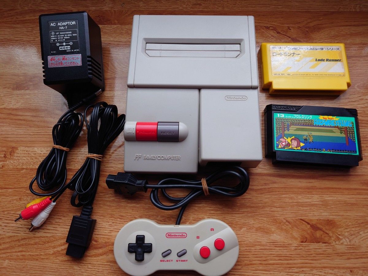 最終値下げ)ニューファミコン本体(動作品)一式セット newファミコン