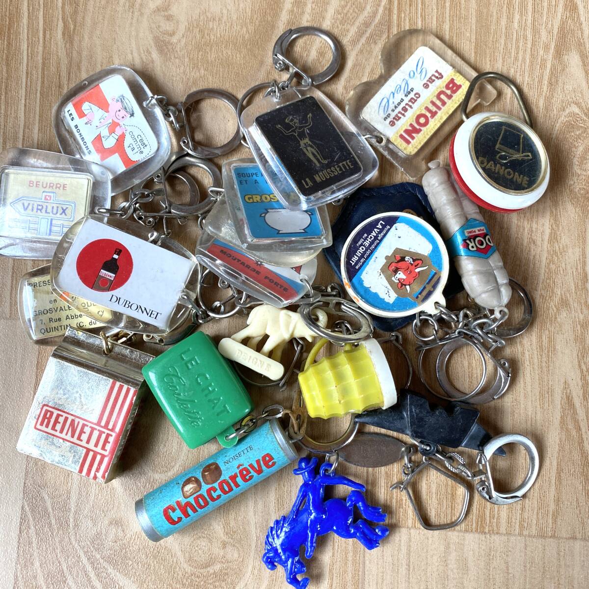 100個 フランス ヴィンテージ キーホルダー アンティーク まとめ売り