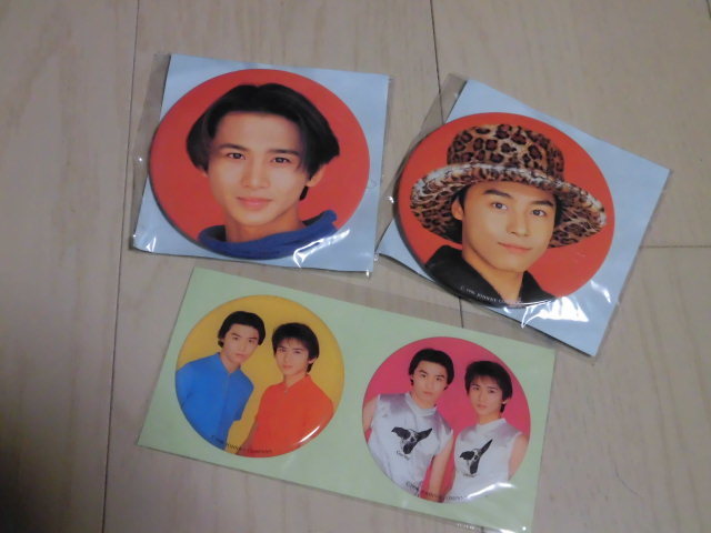 Yahoo!オークション - KinKi Kids 1996年 缶バッジ/ぷっくりシール 3点