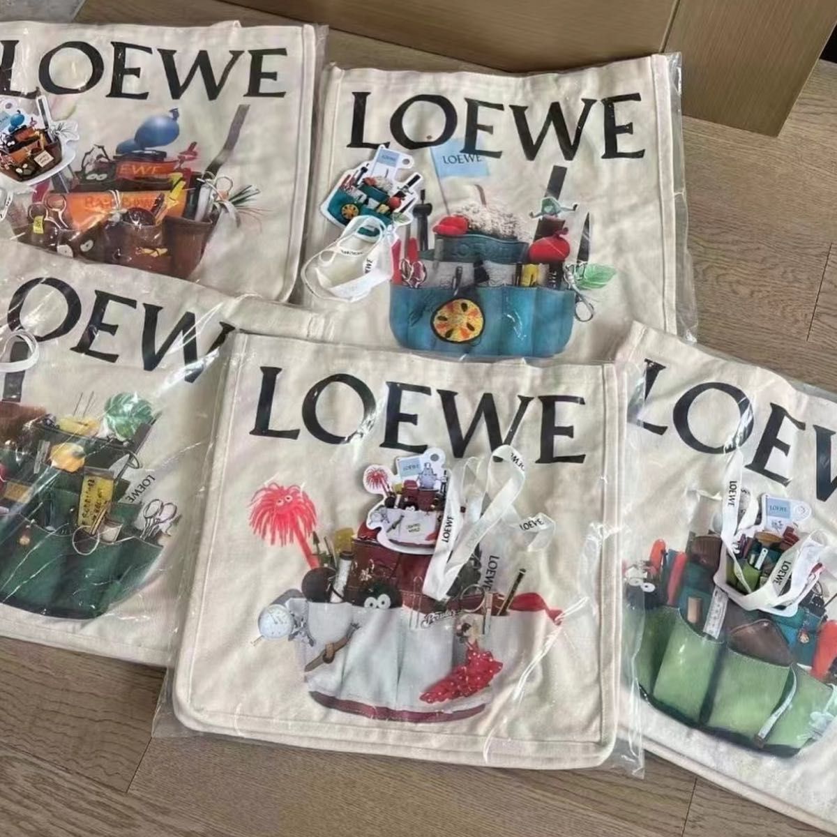 新品未開封 LOEWE 「CRAFTED WORLD」 トートバッグ エコバッグ サブ