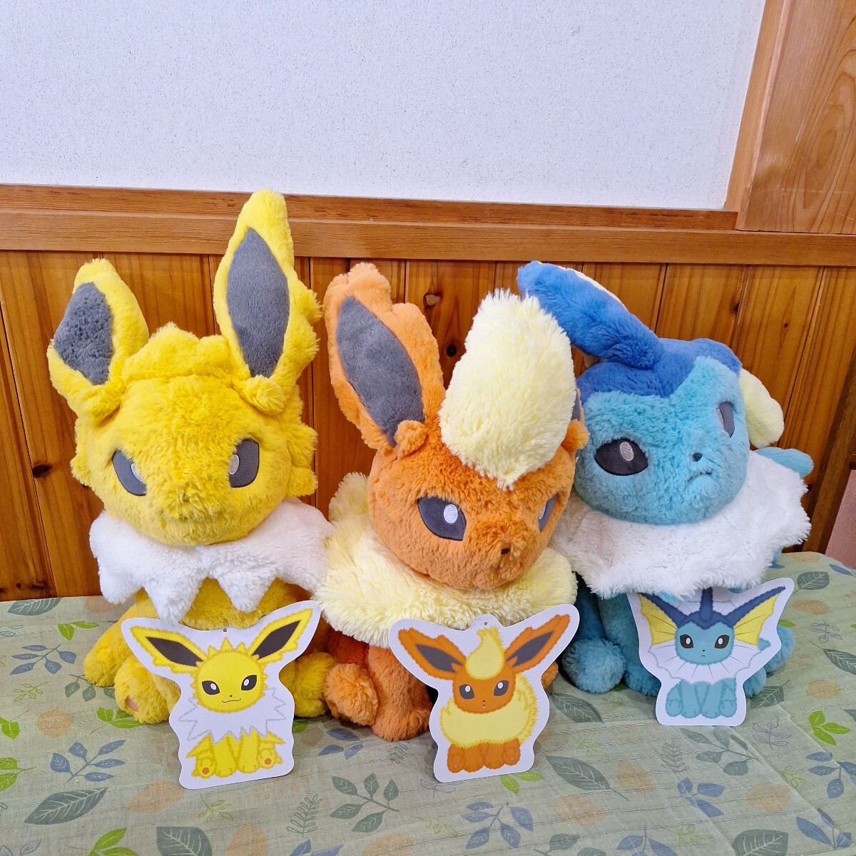 ポケモンセンター ふわふわ抱きぬいぐるみ サンダース ブースター