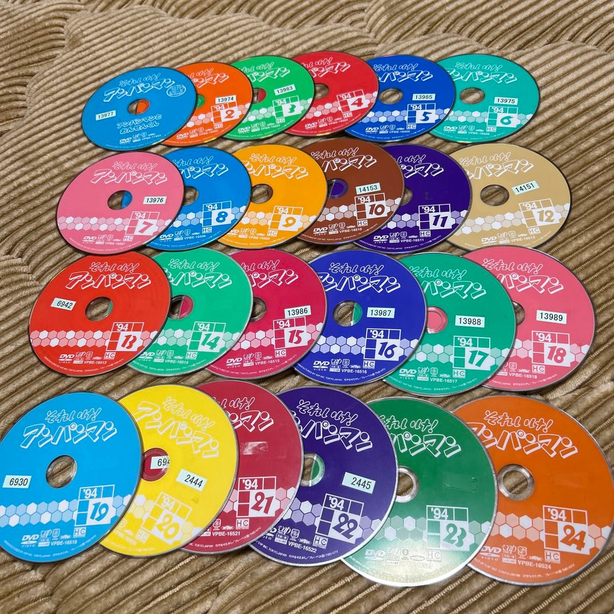 レンタル落ち】それいけ アンパンマンDVD '94 【24枚全巻】1994年