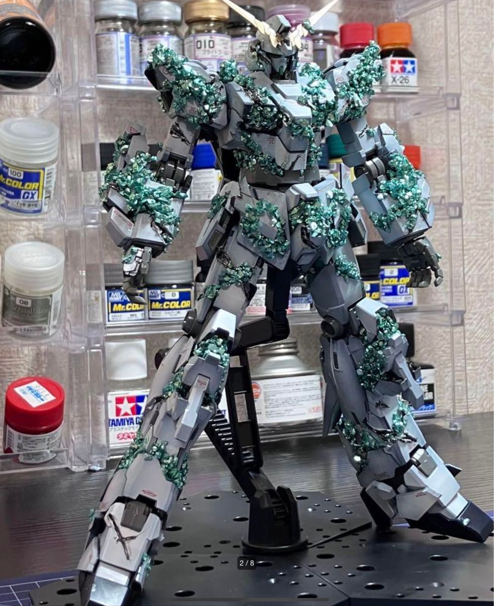 MG 1/100 ユニコーンガンダム 光の結晶体 塗装済完成品 ガンプラ 最終
