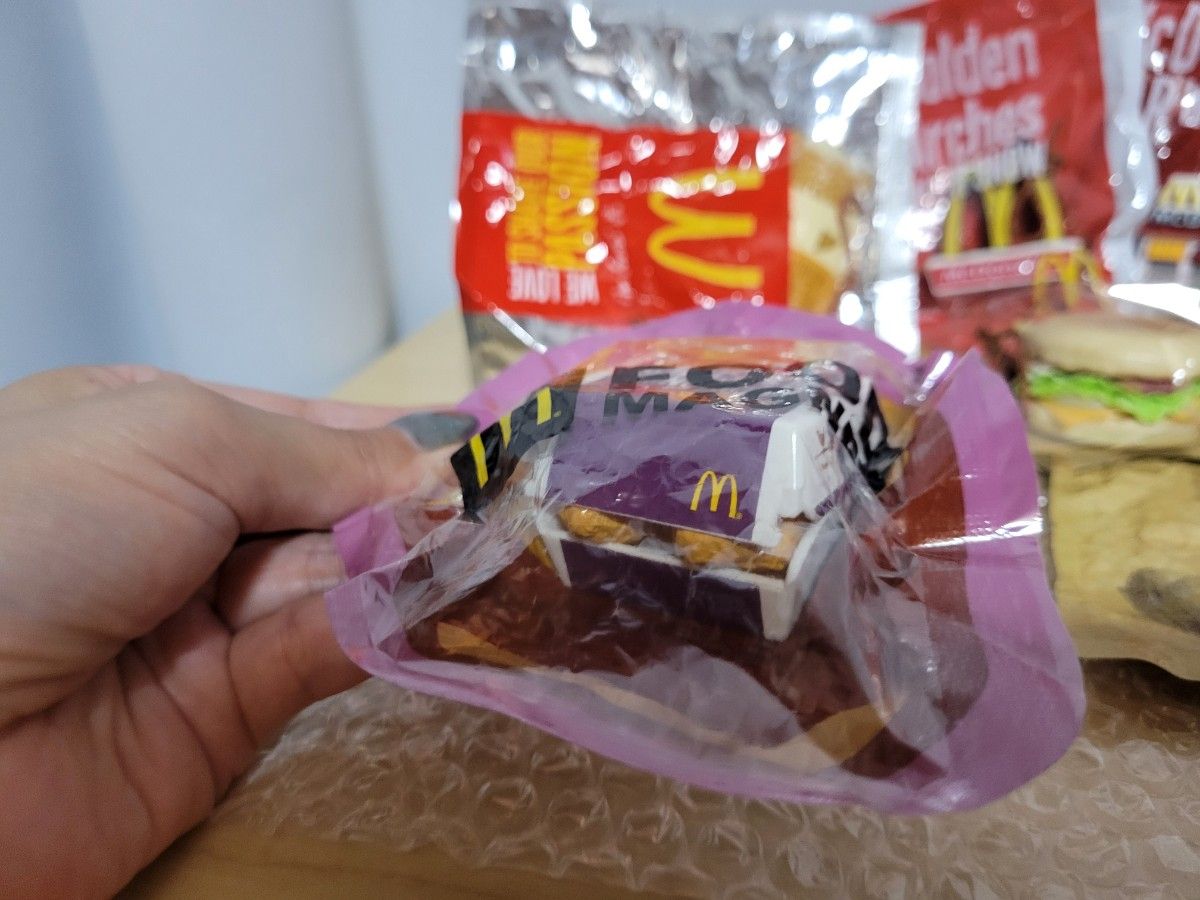 マクドナルド「フードストラップとマグネット」10点セット 2010年 レア