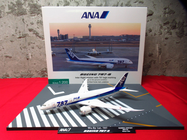 ANA ボーイング 787-8 NH20055 1:200 ANA ボーイング 787-8 NH20055 1