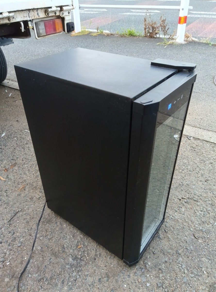 マルカイ ミニワインセラー WCE-12B マルカイ ミニワインセラー WCE-12B