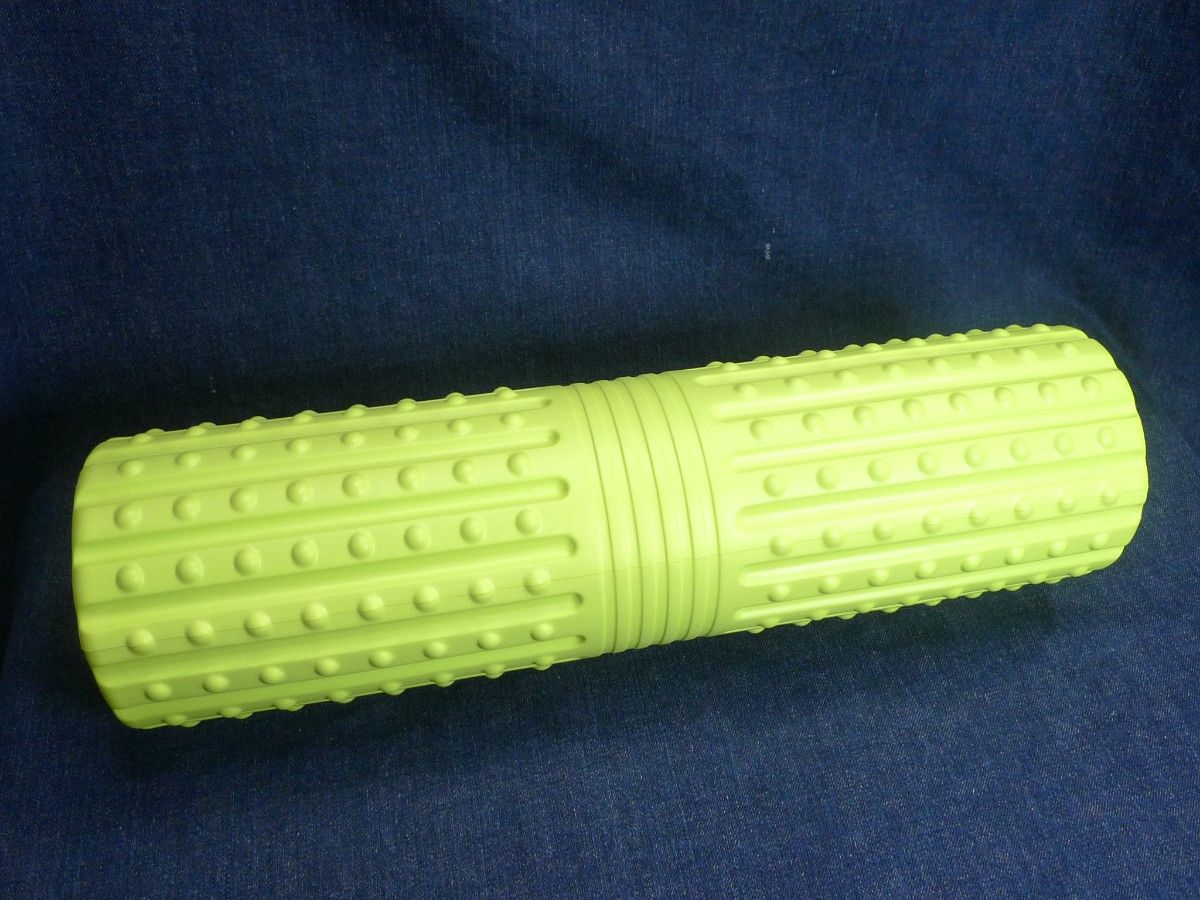 n4198 ワイヤレス振動フォームローラー NAIPO MGFR-030C グリーン