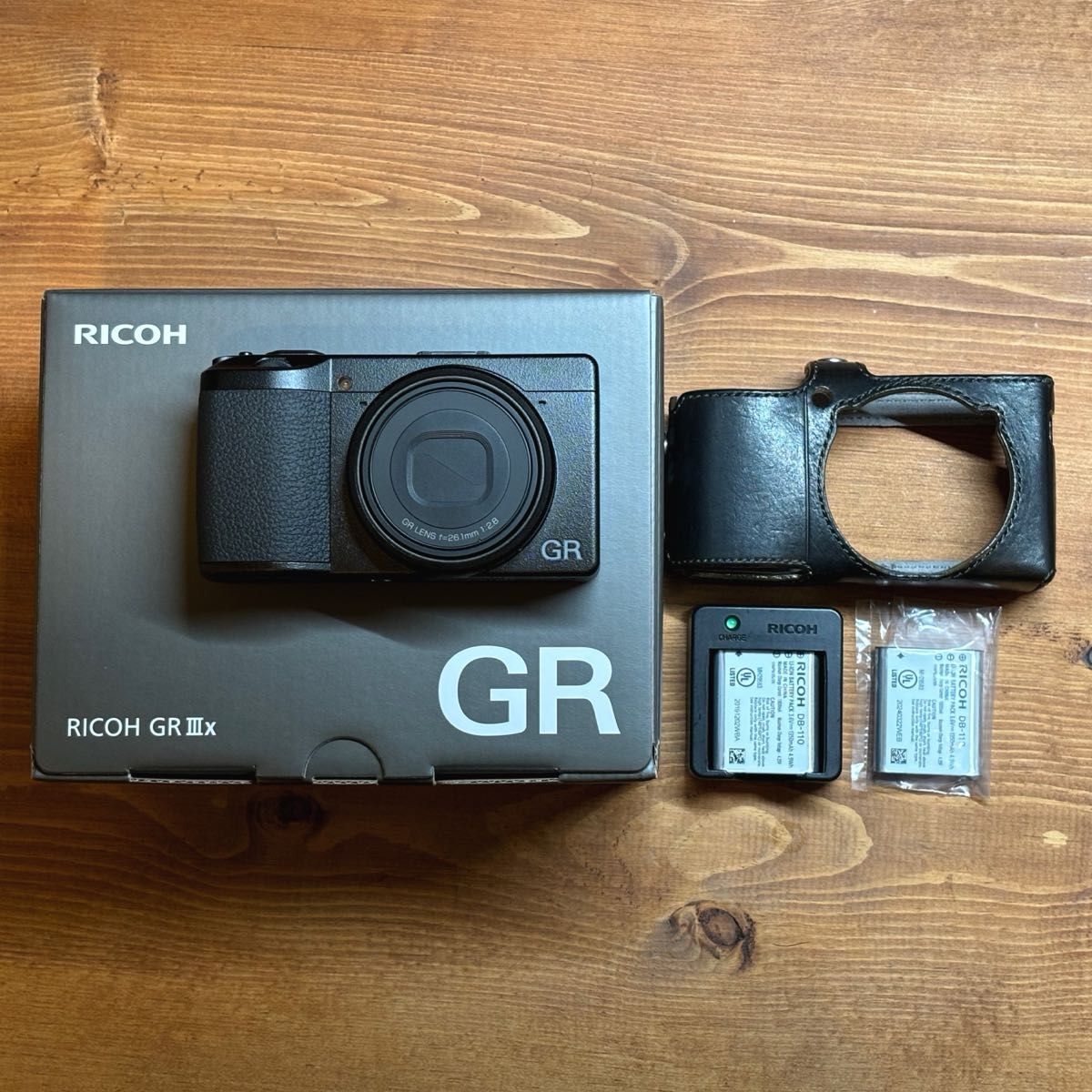 新品同様 RICOH GR IIIx シャッター数34回 保証残 おまけ多数 リコー