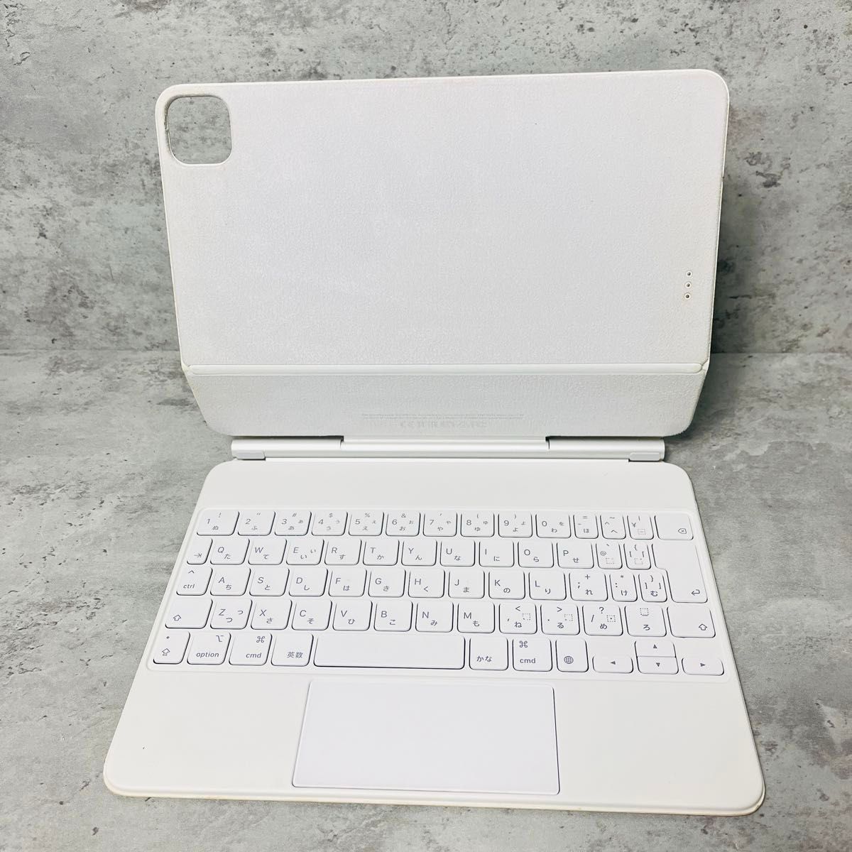 美品】Apple Magic Keyboard 11インチ MJQJ3J/A ホワイト アップル