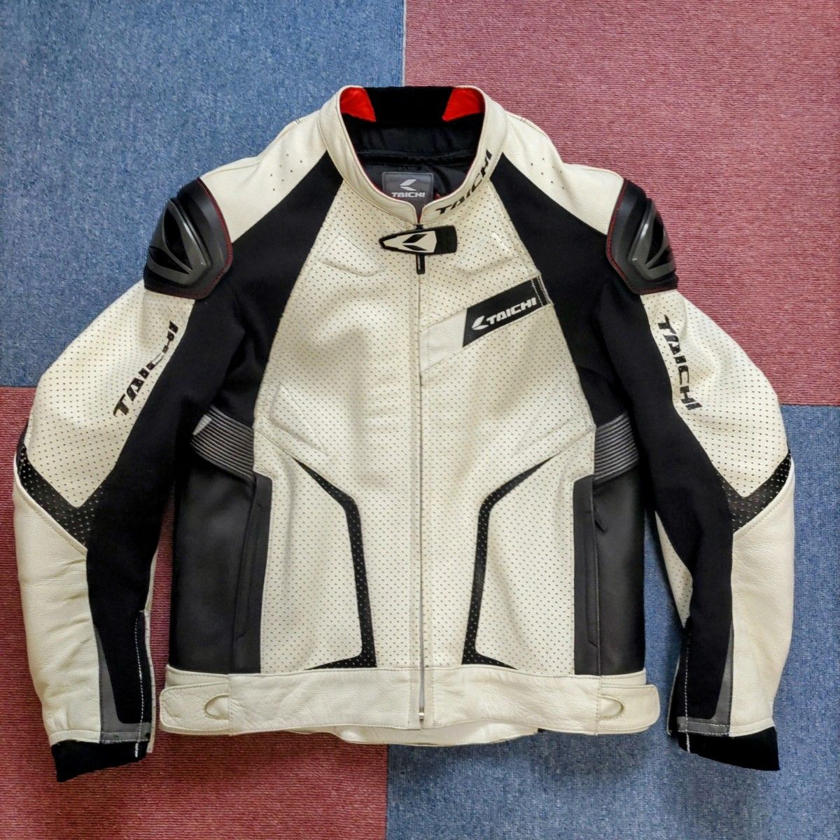 美品】 RSタイチ GMX アロー レザージャケット レザーパンツ 2ピース