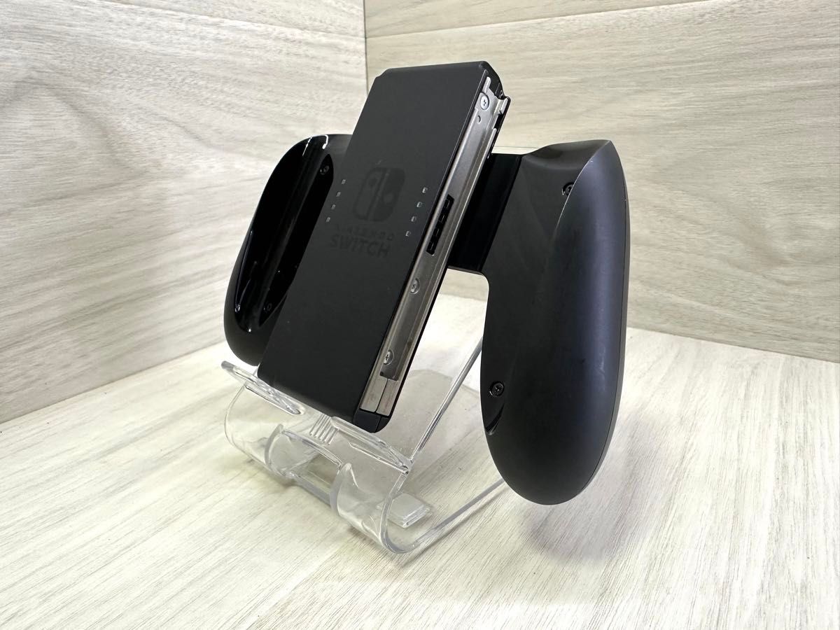 豪華おまけ付き 準美品 すぐに遊べる液晶新型Nintendo Switch完品