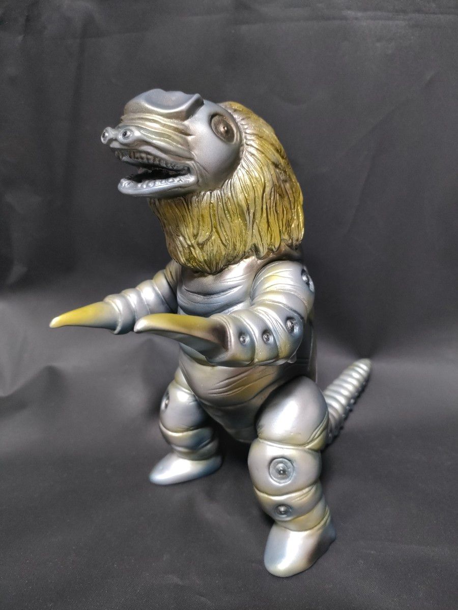 ベアモデル ガブラ ソフビ TV版 原作カラー風塗装 ウルトラセブン 円谷