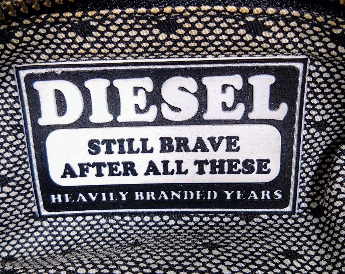 DIESEL archive metal logo ショルダーバッグ Y2K｜Yahoo!フリマ（旧