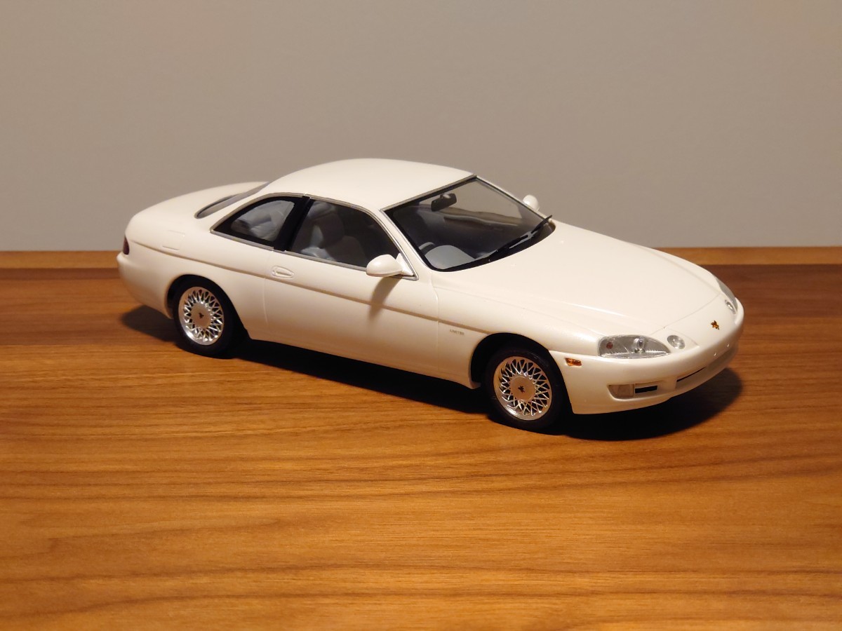 Yahoo!オークション - 完成品 トヨタ ソアラ アオシマ プラモデル 1/24