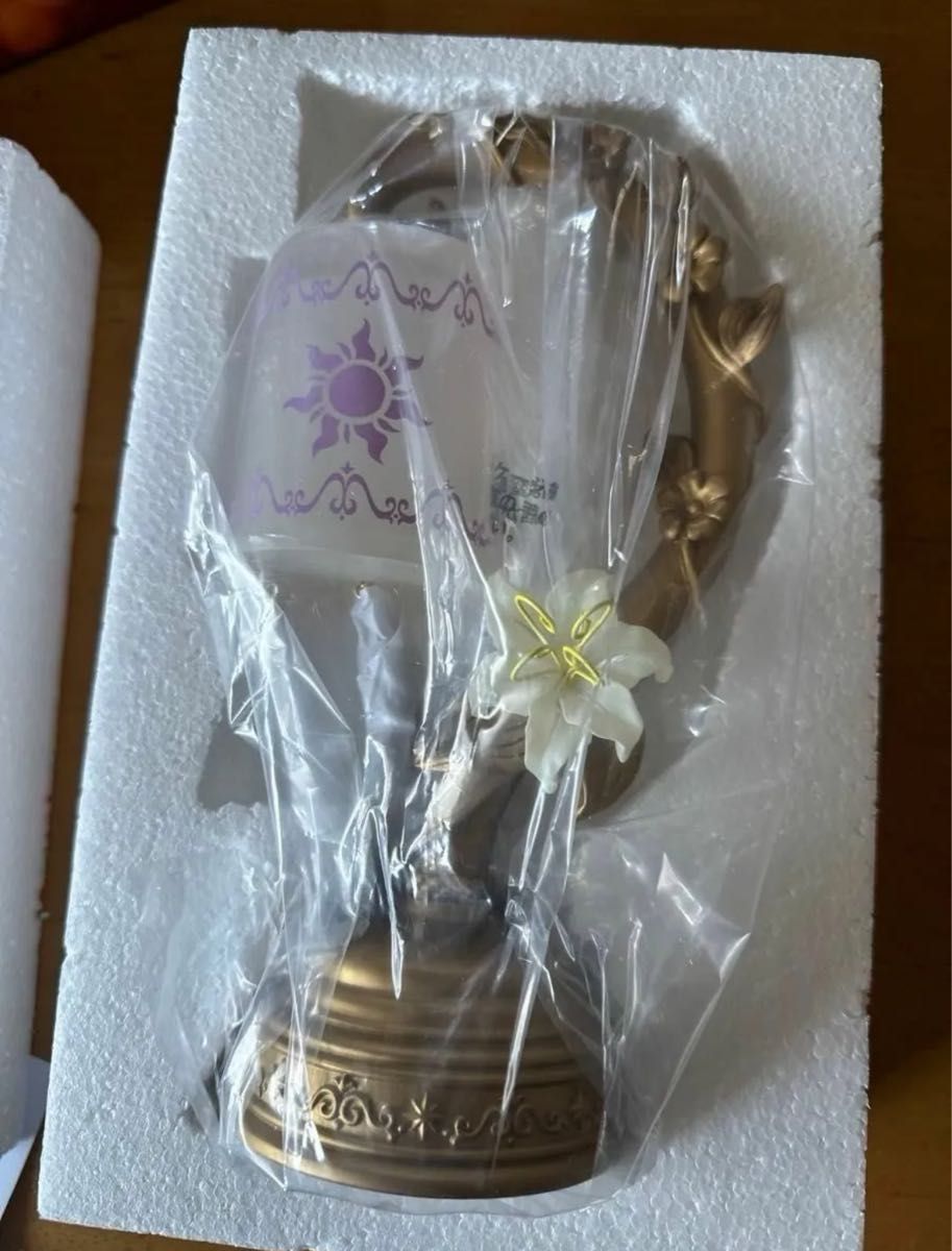 塔の上のラプンツェル パスカル LEDライト ディズニーストア〈新品未