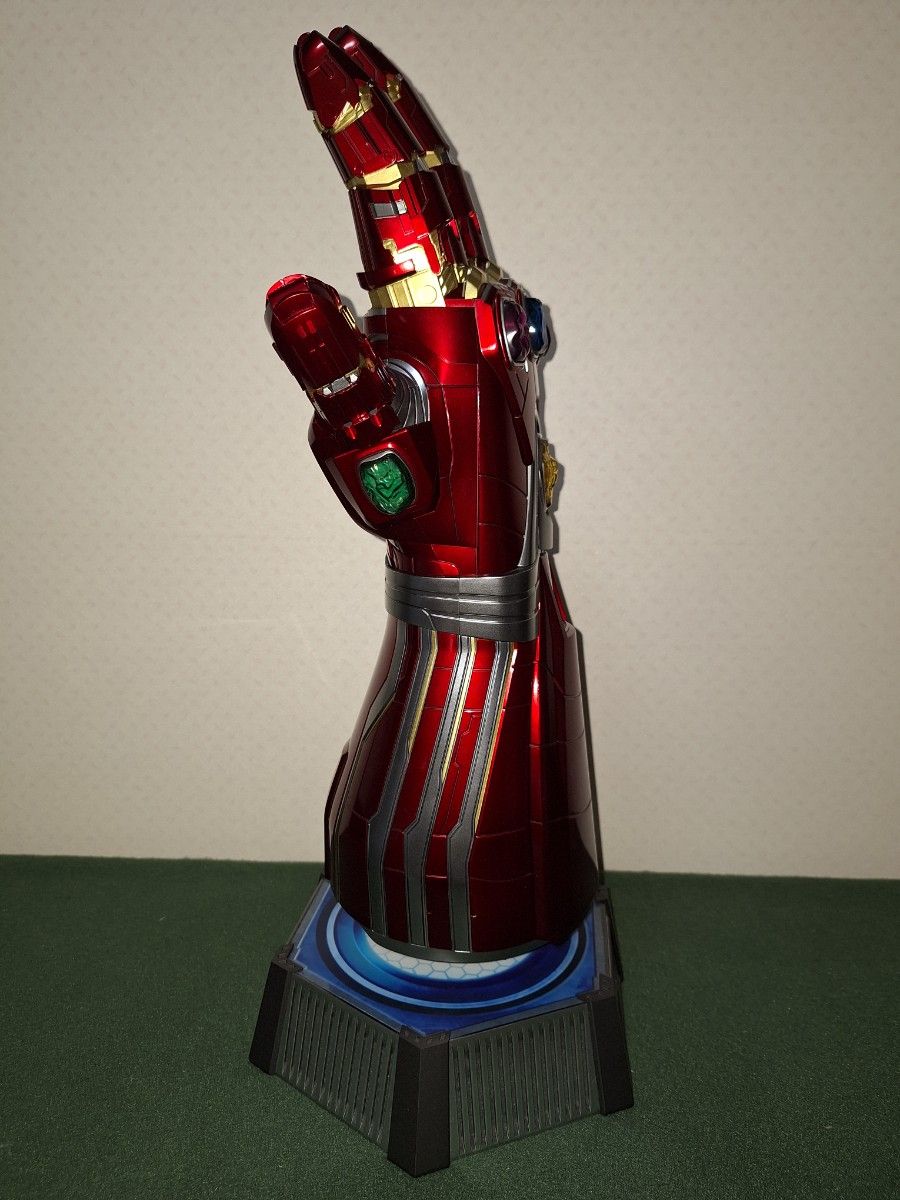 ナノ・ガントレット ライフサイズ・マスターピース ホットトイズ