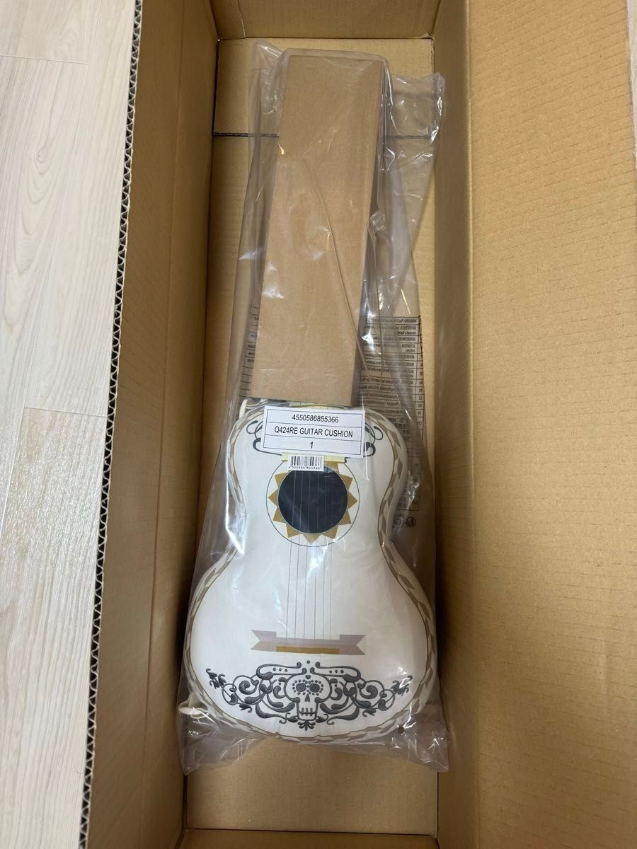 ディズニーストア リメンバー ミー ミゲル クッション ギター