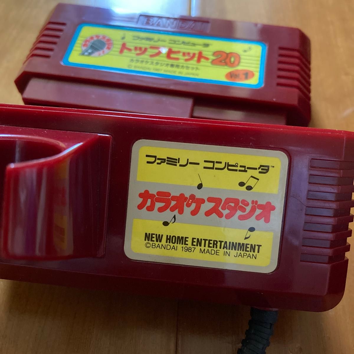 動作未確認【FC】カラオケスタジオ ＆ トップヒット20 Vol 1 箱説付き