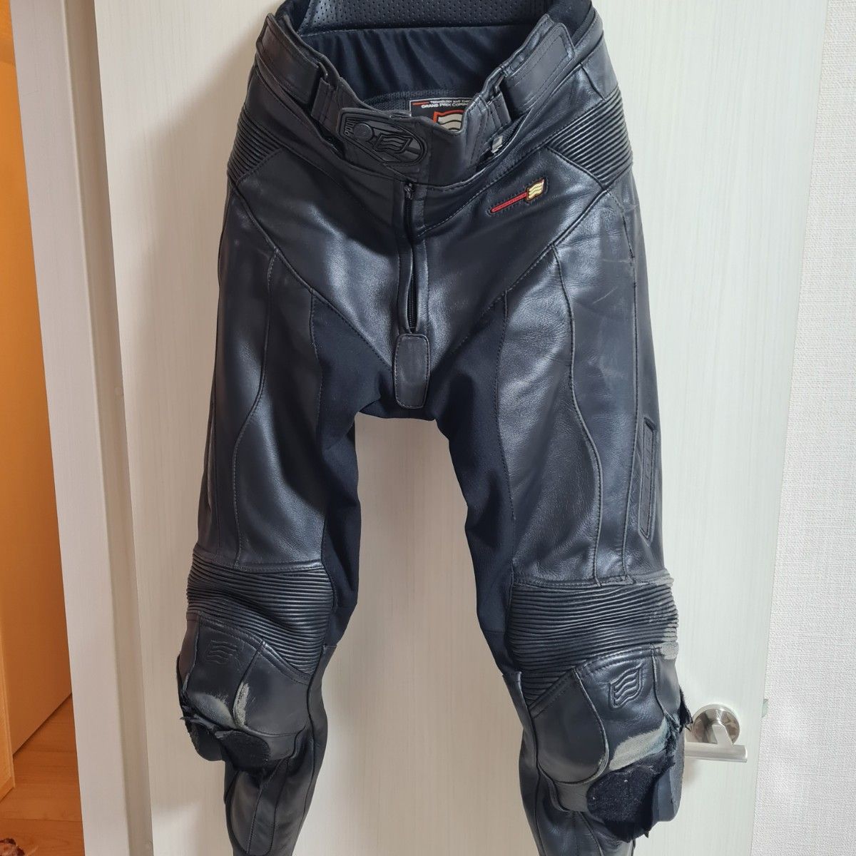 HYOD レザーパンツ Mサイズ｜Yahoo!フリマ（旧PayPayフリマ）