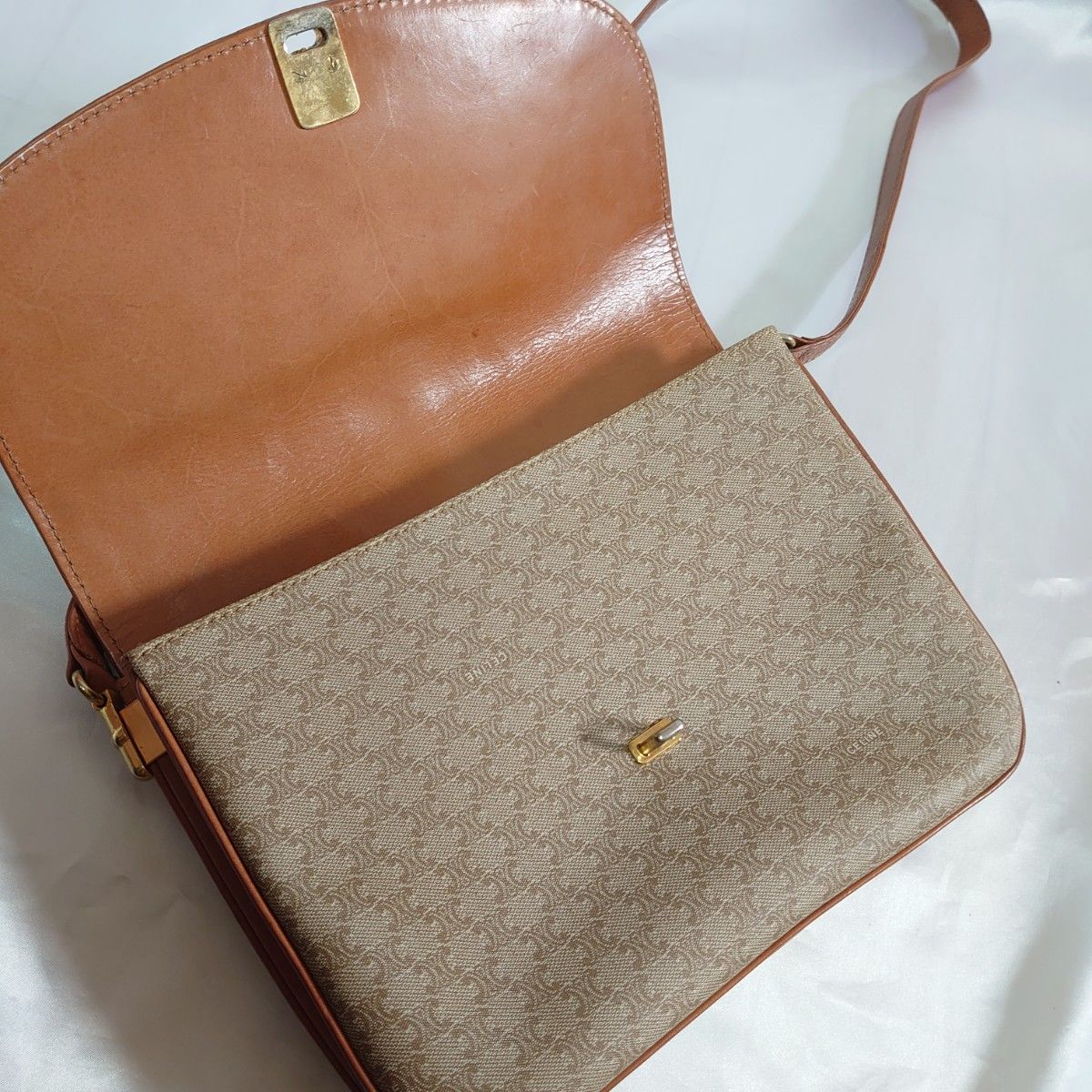 美品 CELINE マカダム柄 ショルダーバッグ｜Yahoo!フリマ（旧PayPay