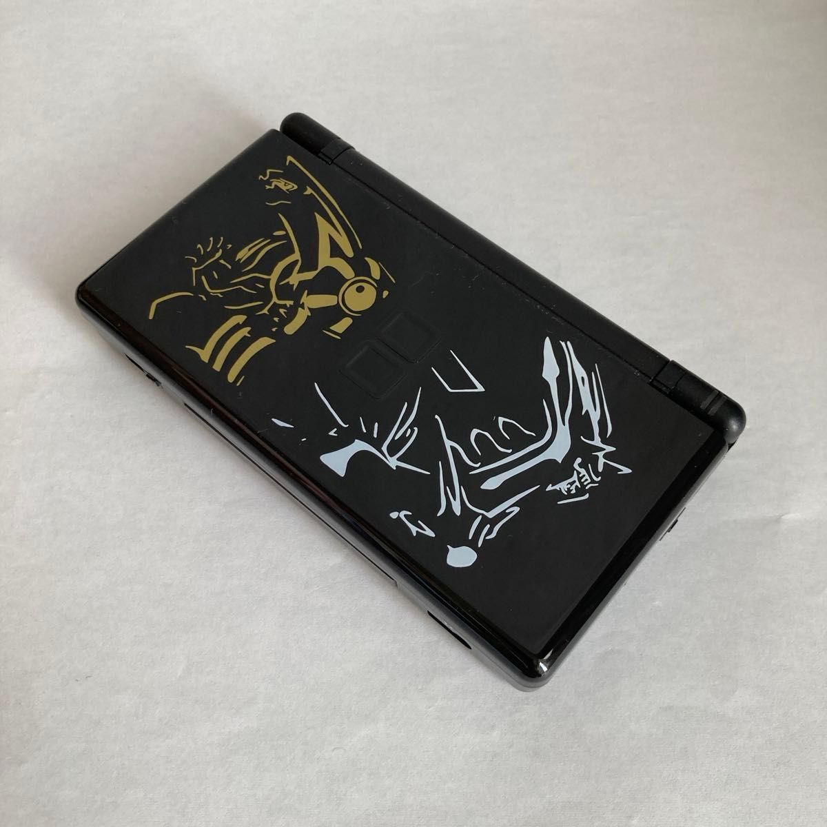 美品・完動品】 ニンテンドーDS Lite ディアルガ・パルキア