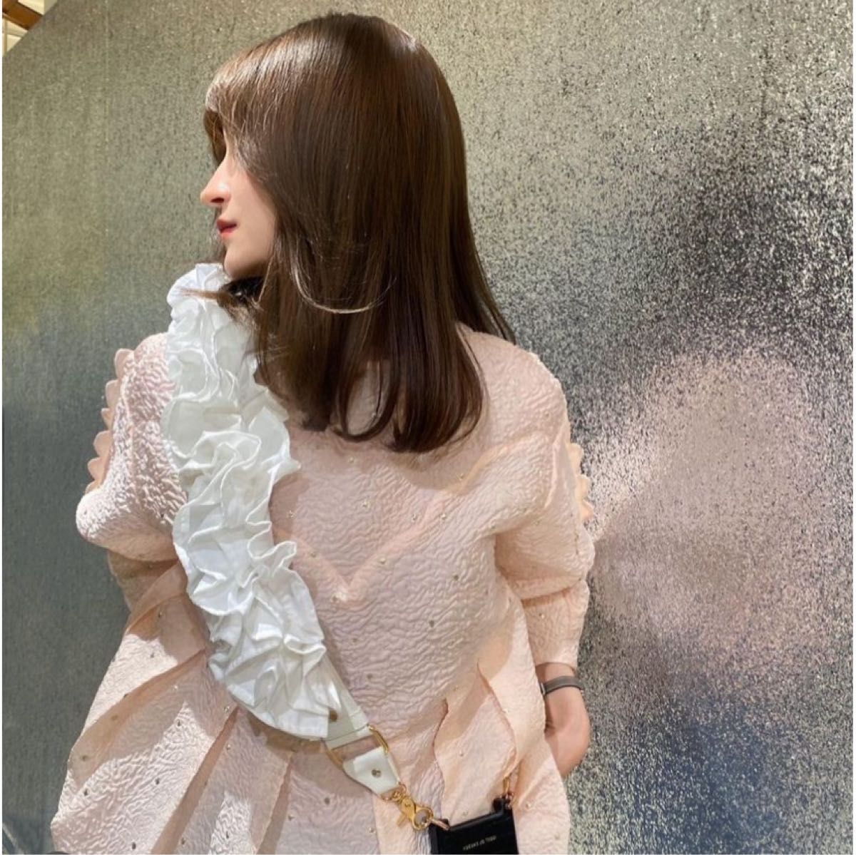 新品 Bibiy フリルストラップ ホワイト｜Yahoo!フリマ（旧PayPayフリマ）