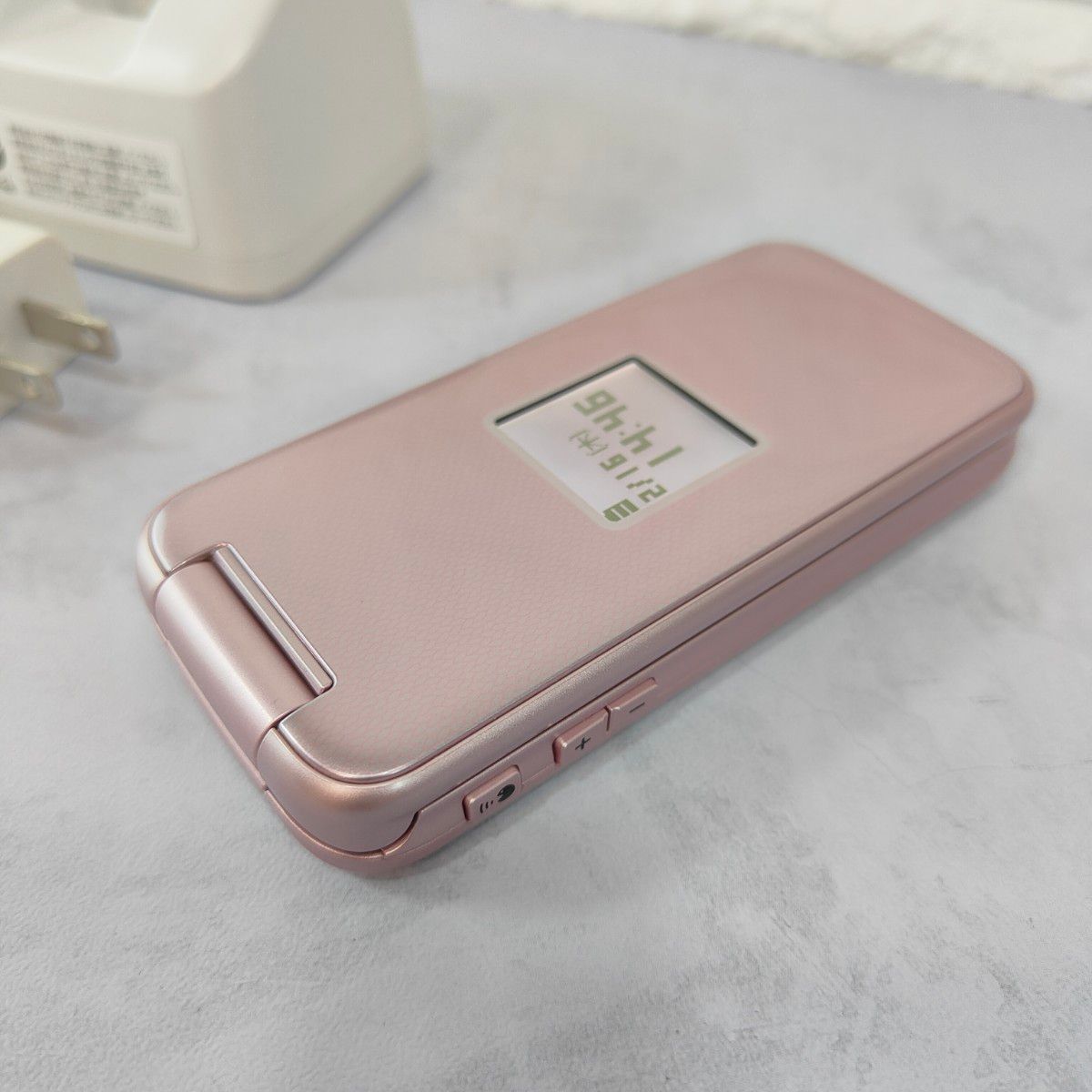 美品】ドコモ docomo らくらくホン F-01M ピンク｜Yahoo!フリマ（旧