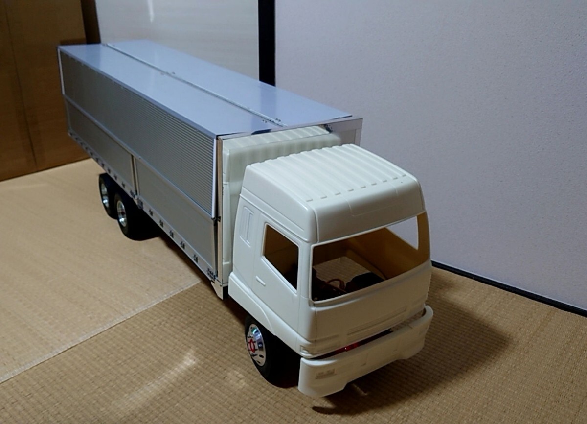 Yahoo!オークション - タミヤ 1/14 ラジコン トラック 三菱 スーパーグ