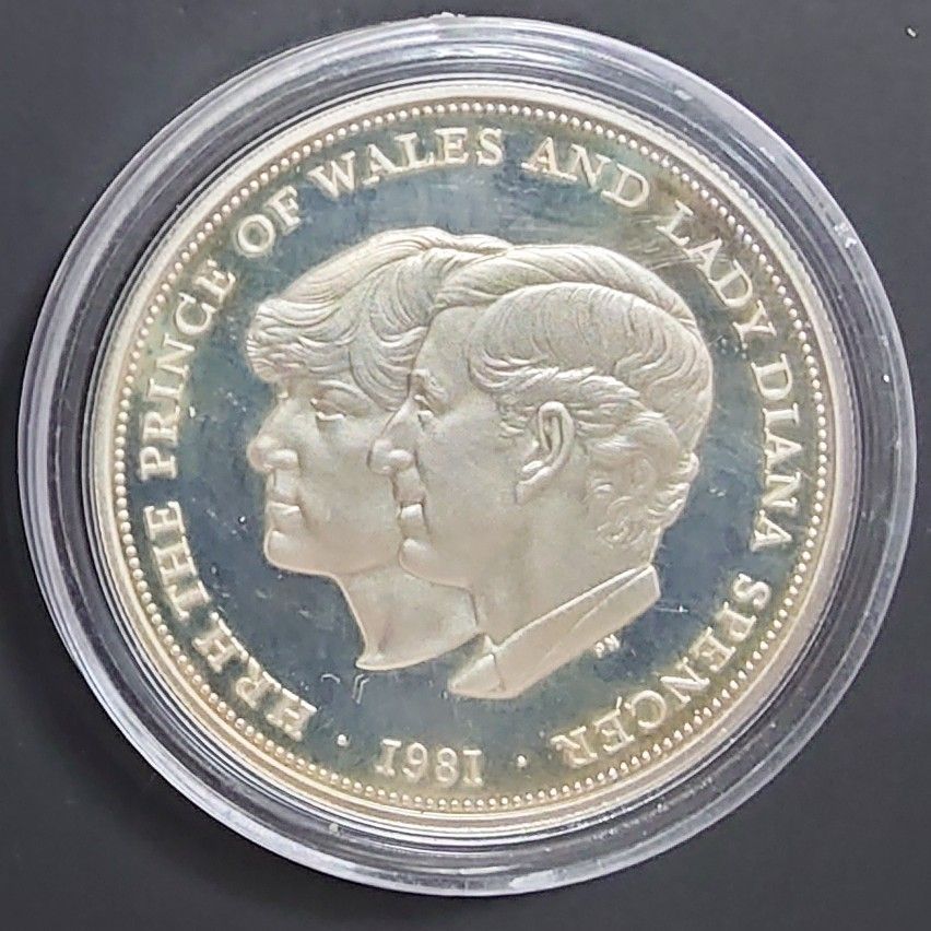 1981年 イギリス銀貨 チャールズ皇太子＆ダイアナ妃御成婚記念銀貨