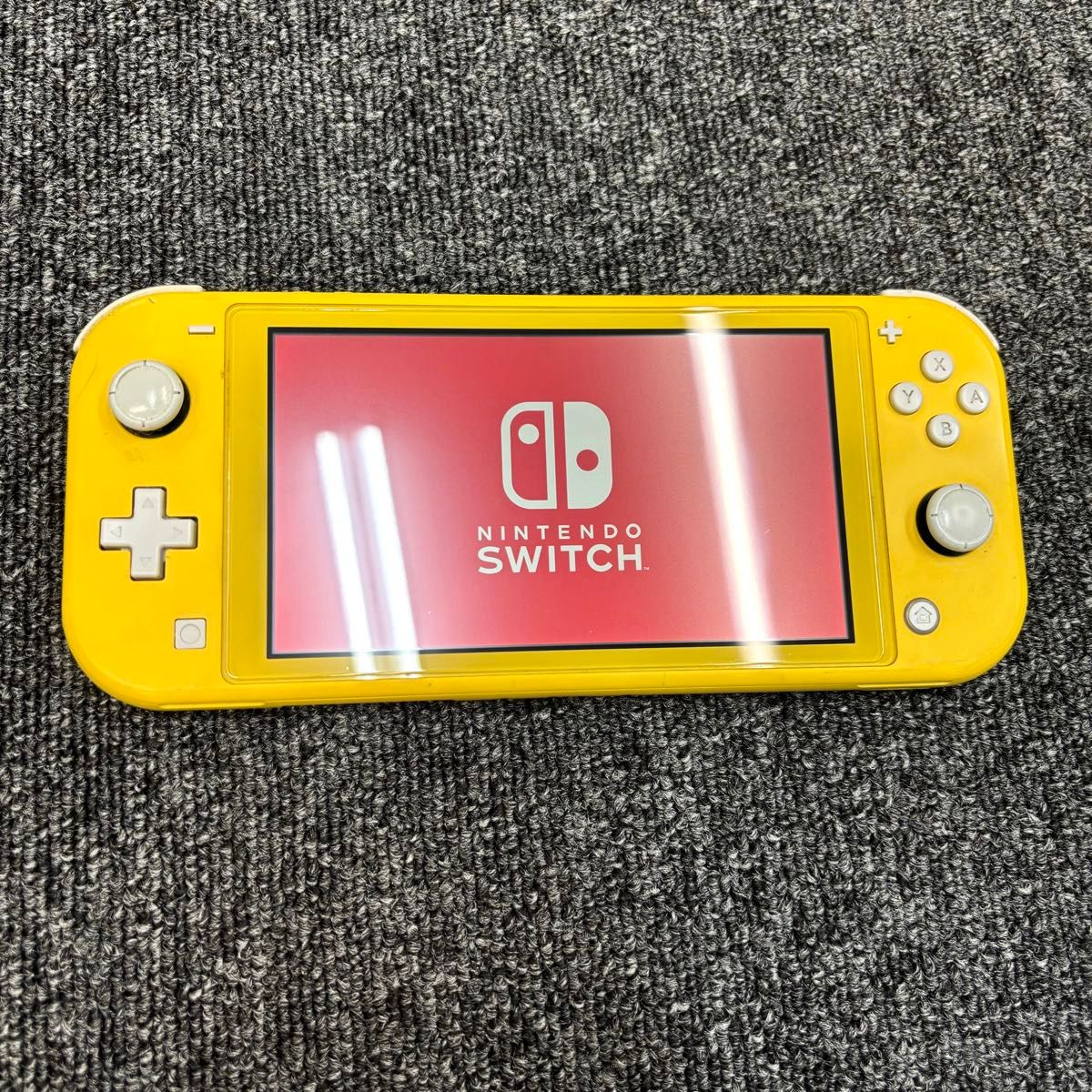 美品】 初期化済 Nintendo Switch Lite イエロー ニンテンドースイッチ